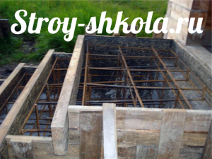 Каркас для бетонного крыльца с арматурой вид сбоку