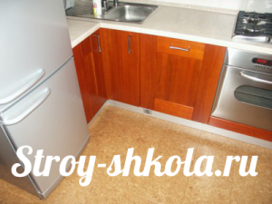 Пробковый пол на кухне